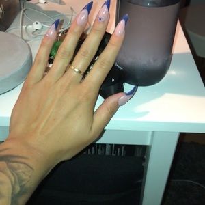 Meet your Posher, Julia